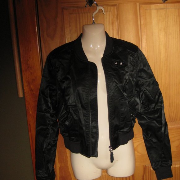 Guess Cropped Jacket - Picture 1 of 3